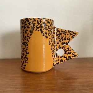 Vintage 80s 'The QUAIL Gallery' MOUNT GAMBIER Ceramic Leopard MUG ~ Post MODERN - Picture 1 of 17