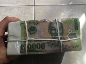 100000 Dong Polymer 50pcs = 5 Millions Viet Nam Dong GEM UNC 2021-2023_LDP Shop. - Picture 1 of 7