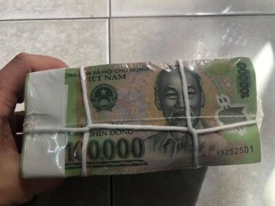 100000 Dong Polymer 50pcs = 5 Millions Viet Nam Dong GEM UNC 2021-2023_LDP Shop. - Image 1 of 4