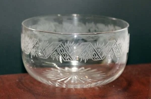 VICTORIAN CLEAR GLASS AESTHETIC MOVEMENT ENGRAVED GREEK KEY FINGER BOWL - Picture 1 of 12