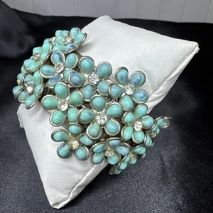 Vintage Turquoise Glass Cabochon Flower Cuff Bracelet Rhinestone Silver Tone - Picture 1 of 7