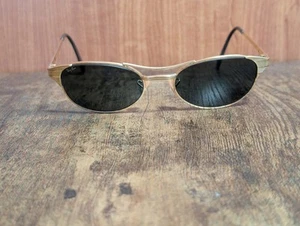 VINTAGE RAY BAN BL SIGNET W1394 GOLD SUNGLASSES MADE IN USA - Picture 1 of 17