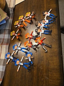 15 Vintage Bendie Cowboys biegsame 4" Figuren Spielzeug Oriental Trading Co. 15 Stck. - Bild 1 von 5