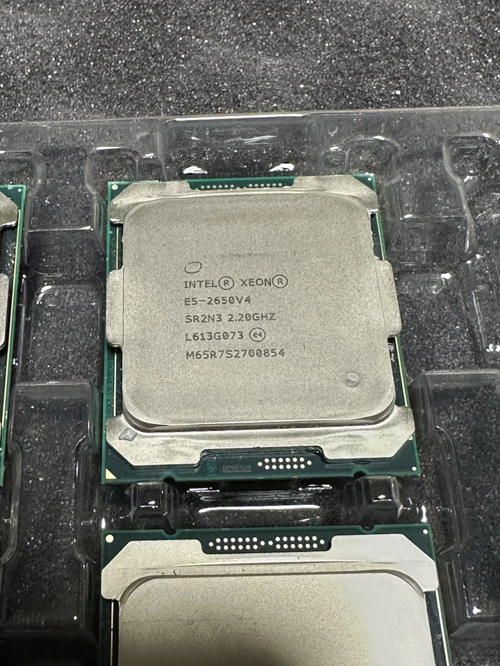Procesador de servidor Intel Xeon E5-2650 V4 SR2N3 2,20 GHz 12 núcleos 30 M LGA 2011-3 105 W Foto 1 de 1