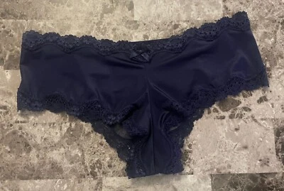 NUEVO CON ETIQUETAS BRAGAS VICTORIA'S SECRET M AZUL MARINO ENCAJE LISO TIRAS MALLA RARAS DESCARADAS Foto 1 de 4