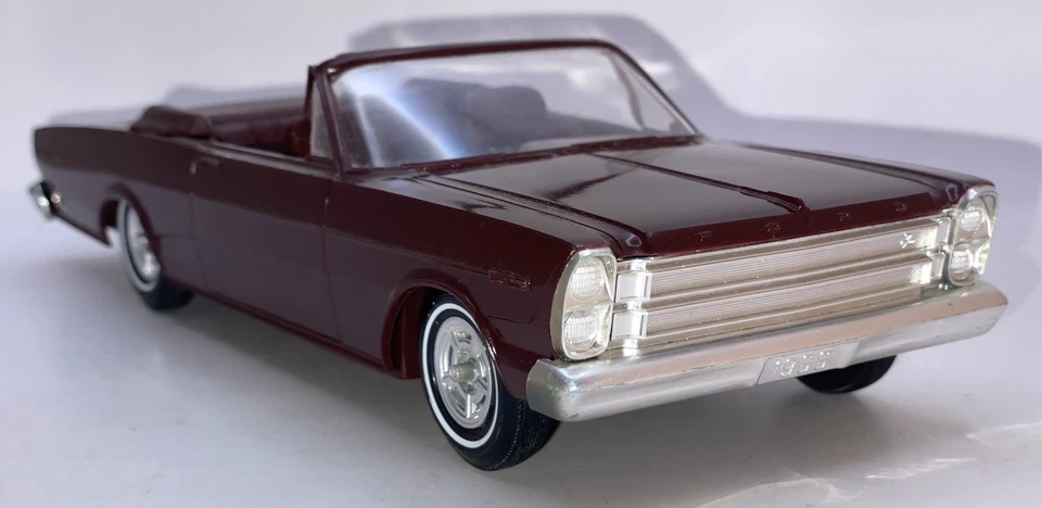 AMT 1966 Ford GALAXIE Convertible Promo 1/25 Vintage Burgundy Metallic VF+ - Image 1 of 4