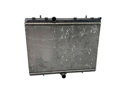 133391 Radiador de agua PEUGEOT 3008 2.0 HDI FAP 2009 122200 Foto 1 de 4