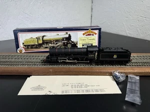 Bachmann 31-701A Class B1 4-6-0 61399 in BR black with early emblem - Picture 1 of 10