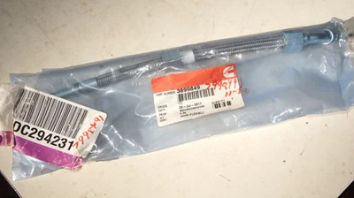 Tubo de manguera de entrada de aceite flexible turbo OEM CUMMINS 3899849, M11 ISX, Gillig 7998491 Foto 1 de 4