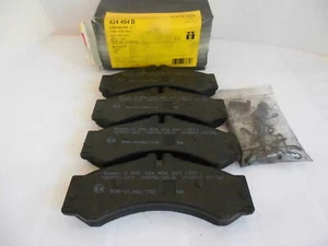 Bosch 0986424454 Bremsbelagsatz Scheibenbremse 1Set Kit pastiglie freno a disco - Picture 1 of 3