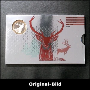 Schweiz CHF-Kursmünzensatz 2009 „Rothirsch“ im Eplalux-Etui (PP) + Gedenkmünze - Bild 1 von 4