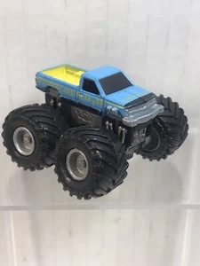 1990 Micro Machines Chevy Silverado Monster Truck Tuff Lane Blaster - Galoob - Picture 1 of 7