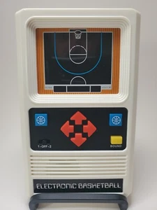 Vintage Electronic Basketball Handheld Video Game - Mattel - Tested, Cleaned - Picture 1 of 7