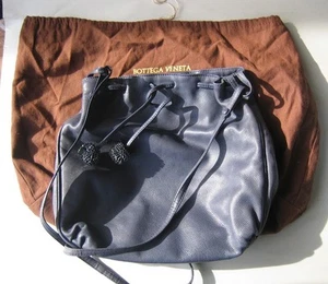 Bolso de hombro de cuero azul marino Bottega Veneta de colección hecho en Italia - Imagen 1 de 12