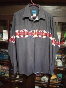 Wrangler Pearl Snap Aztec Southwestern Cowboy Shirt Men’s Brush Popper XL - Picture 1 of 11