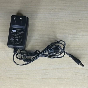 Innov Switching Power Supply Model IVP010-005 6.5VDC 1.3A - Picture 1 of 3