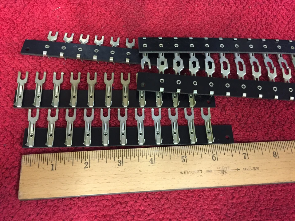 11-162R    CINCH JONES     TERMINAL STRIP 5 PCS - Image 1 of 1