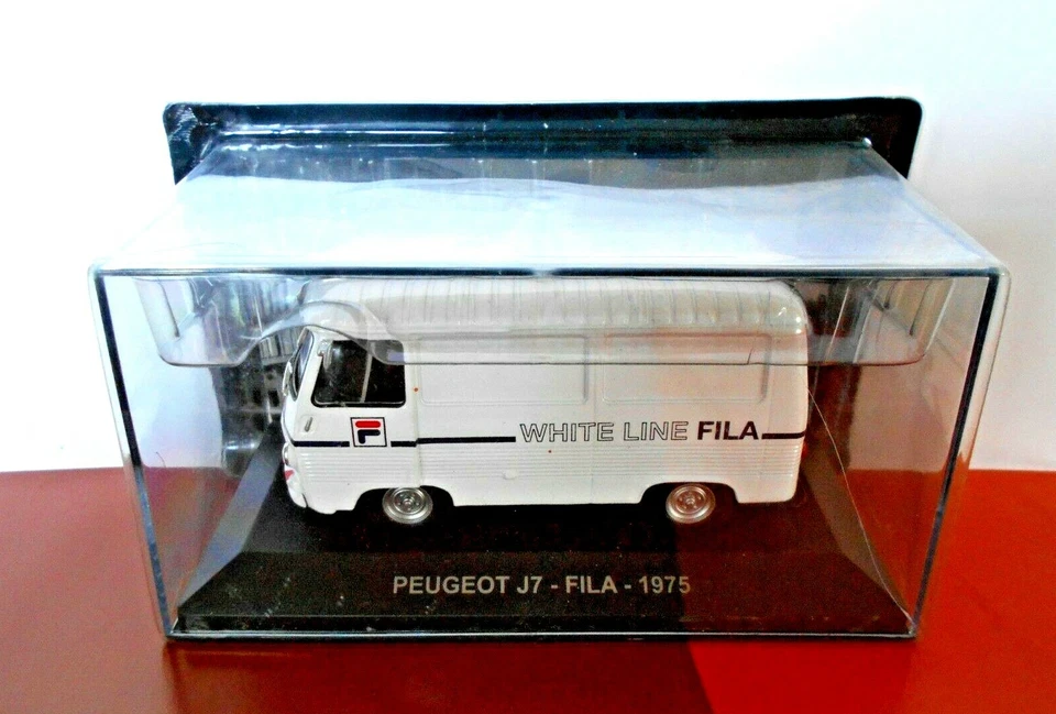 DIE CAST PUBBLICITARI 1/43-PEUGEOT J7 - FILA - 1975 #50B - Immagine 1 di 1