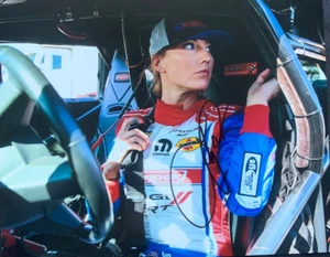 LEAH PRUETT SIGNED AUTOGRAPH 8X10 PHOTO COA NHRA DRAG RACING 5 - Picture 1 of 1
