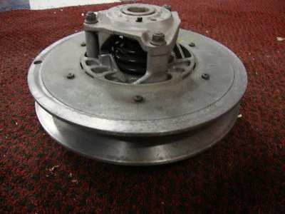 2002 Yamaha SX Viper SXV700 SECONDARY DRIVEN CLUTCH ASSEMBLY - Image 1 of 3