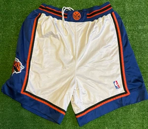 Vintage WHITE New York Knicks Authentic NBA Basketball Shorts Size Puma 2XL 38 - Picture 1 of 5