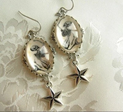 Pendientes - Pendientes Esqueleto Sirena con Estrella Náutica  Foto 1 de 4
