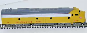 Rivarossi dummy E-9 locomotive, strange setup READ 7 - Picture 1 of 9