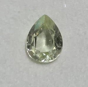 *** Sehr schöner „Tsavorit – Granat“ im Tropfenschliff *** - Bild 1 von 1