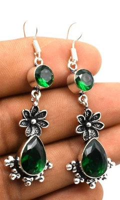 Orecchini Pendenti Etnici Fatti A Mano In Quarzo Verde Gioielli ER 380 - Immagine 1 di 3