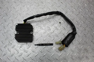 2007 Honda Shadow Spirit 750 VT750DC REGULADOR RETIFICADOR - Imagem 1 de 4