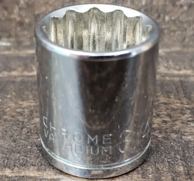 3/4" Socket 1/2" Drive CHROME VANADIUM - Image 1 of 4