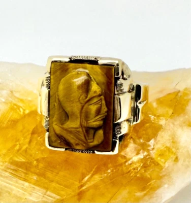 Antiguo anillo de soldado ojo de tigre anhelado de oro amarillo de 10 quilates para hombre - 9 3/4 Foto 1 de 4