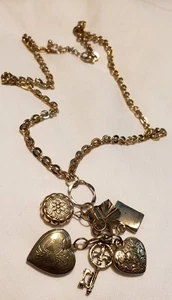 Catena con ciondolo 24" con medaglione e medaglioni icona - Foto 1 di 5