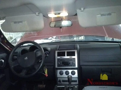 2009 Dodge Nitro Glove Box Door Foto 1 de 4
