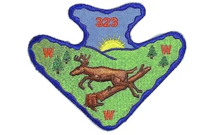 Arrowhead Lodge 323 National Trail WV Pie Shaped P1 Mrg1993 Patch BLU Bdr - Bild 1 von 2