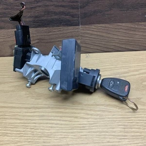 2008-2012 Jeep Liberty 3.7L V6 Ignition Switch Lock Cylinder W/ Key 05026071AR - Picture 1 of 5