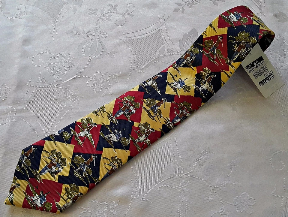 CORBATA DE SEDA PARA HOMBRE FRANCIA-CABALLEROS AUTÉNTICA TALLADA PARÍS JUGADORES DE GOLF Foto 1 de 4