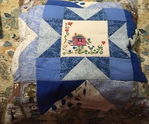 Patchwork Quilt Handmade Accent Throw Couch Pillow Birdhouses 23”X 23” - Picture 1 of 4
