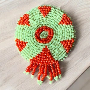 Medallón broco con cuentas navajo recuerdo nativo americano vintage - Imagen 1 de 8