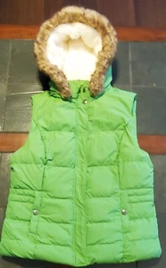 Womens Green Tea Puffer Vest with Hood & Fur Lining Size XL Excellent Condition - Picture 1 of 10