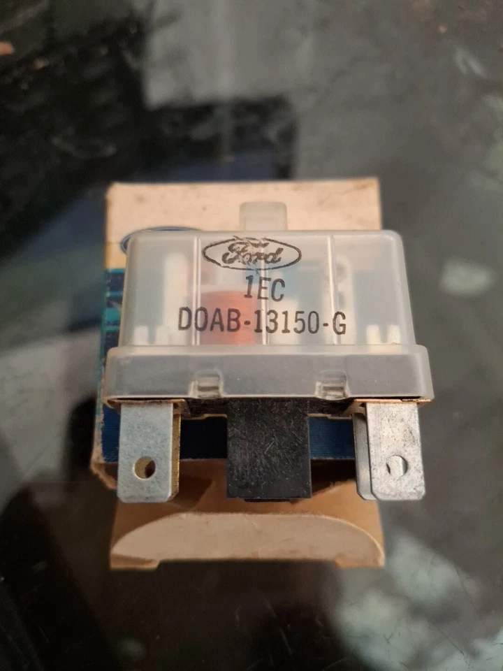 Nuevo de Lote Antiguo 1970 1971 Ford Mustang 1970 COUGAR ENCENDIDO ZUMBADOR RELÉ OEM D0AZ-13150-D Foto 1 de 3