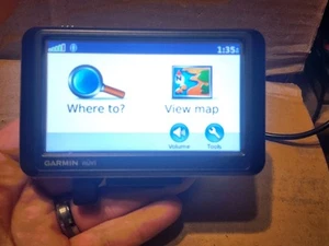 Garmin Nuvi 760 GPS Travel Navigation System Bluetooth Bundle w/Charger & Mount - Picture 1 of 16