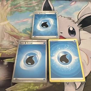Lote de 150 cartas de energía acuática Pokémon TCG - ¡COMO NUEVAS a granel para construcción de mazos y manualidades! - Imagen 1 de 2