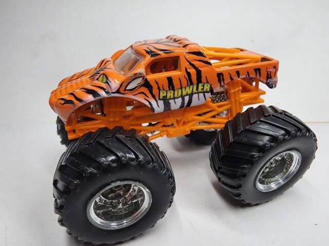 Hot Wheels Monster Trucks Oversized Assorted 1ct – Franklin Square