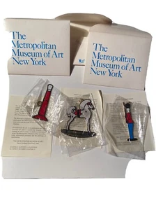 3 Vintage Metropolitan Museum of Art Ornament 1987 Penny Toy with Envelope RARE - Picture 1 of 8