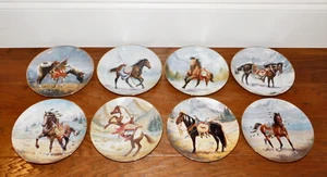 Colección de platos de ponis de guerra de las llanuras SET 8 caballos perillo nativos americanos - Imagen 1 de 20