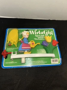 Vintage Art Line WirlaGig Decorazione Prato e Giardino Ragazza Olandese Annaffia Tulipani - Foto 1 di 4