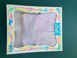 Poupée Bella robe en boîte - Imagen 1 de 4