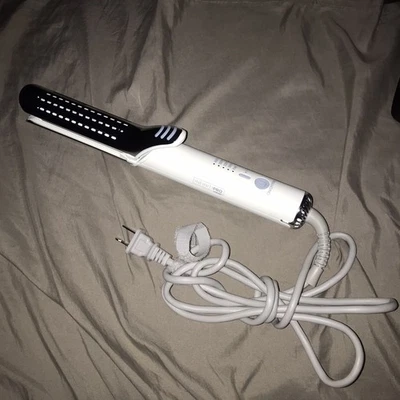 InfinitiPRO Conair 2-in-1 Flat Iron Luxe Cool Air Straightener Great Shape MINT - Image 1 of 4