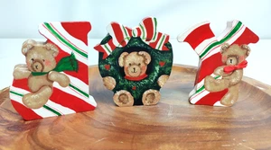 2 Stück Vintage handbemalte ausgeschnittene Holz J-O-Y Zuckerstangen & Bären ~ 3,5 Zoll x 3 Zoll - Bild 1 von 13